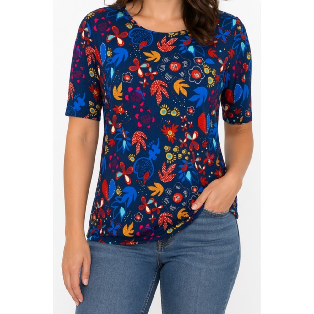 LuLaRoe Gigi Top Shirt Blouse 2XL NWT Medium Blue Floral Stretch Buttery Soft